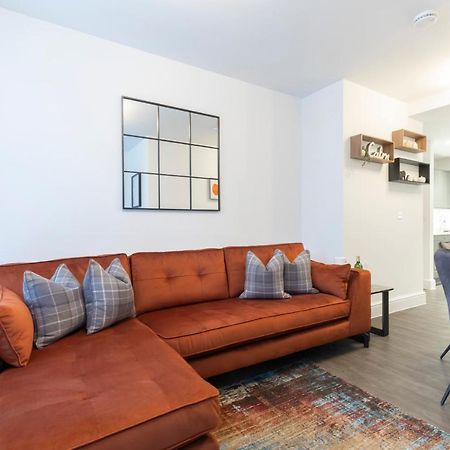 Elliot Oliver - Luxury 2 Bedroom Regency Apartment With Parking & Ev Charger チェルトナム エクステリア 写真
