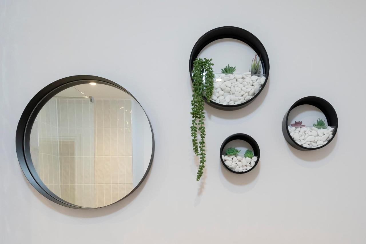 Elliot Oliver - Luxury 2 Bedroom Regency Apartment With Parking & Ev Charger チェルトナム エクステリア 写真